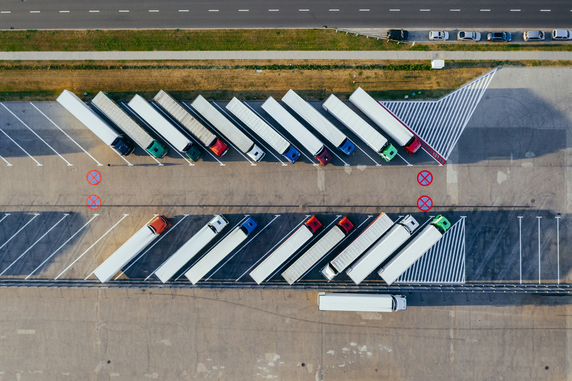 Parked trucks showing a pic from Global Trade logistics